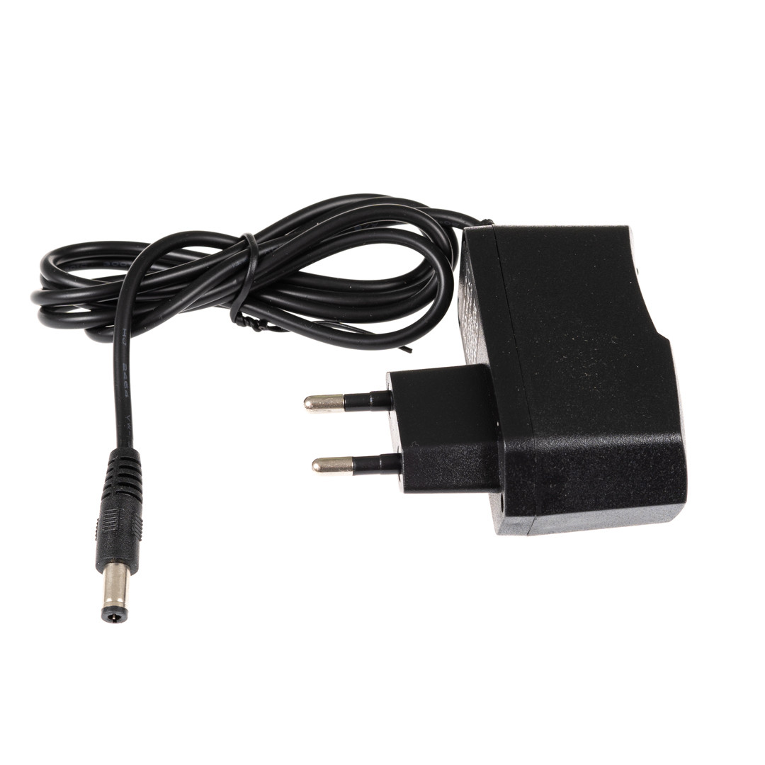 Zásuvkové a stolní LED zdroje