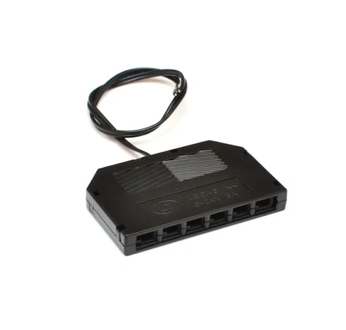 Rozbočovací krabička, 6x JST-M samice + 20cm kabel, 1x JST-M samec, černá