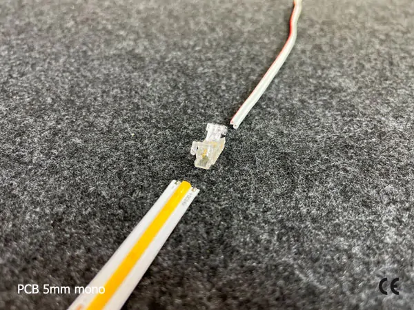 2 pin KONEKTOR pro MONO COB & SMD LED pásky, typ: LED pásek ↔ SVORKA pro přívodní vodič, PCB 5mm