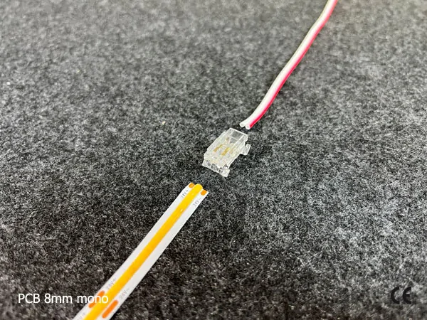 2 pin KONEKTOR pro MONO COB & SMD LED pásky, typ: LED pásek ↔ SVORKA pro přívodní vodič, PCB 8mm