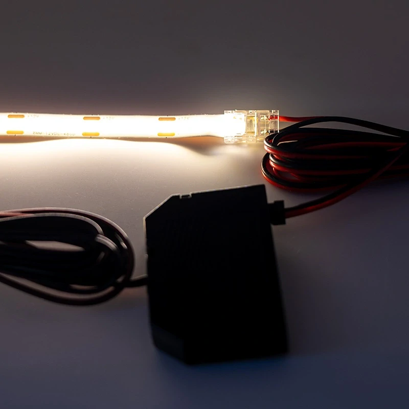 2 pin KONEKTOR pro MONO COB LED pásky, PCB 8mm + konektor JST-M samec + 2m kabel, černý