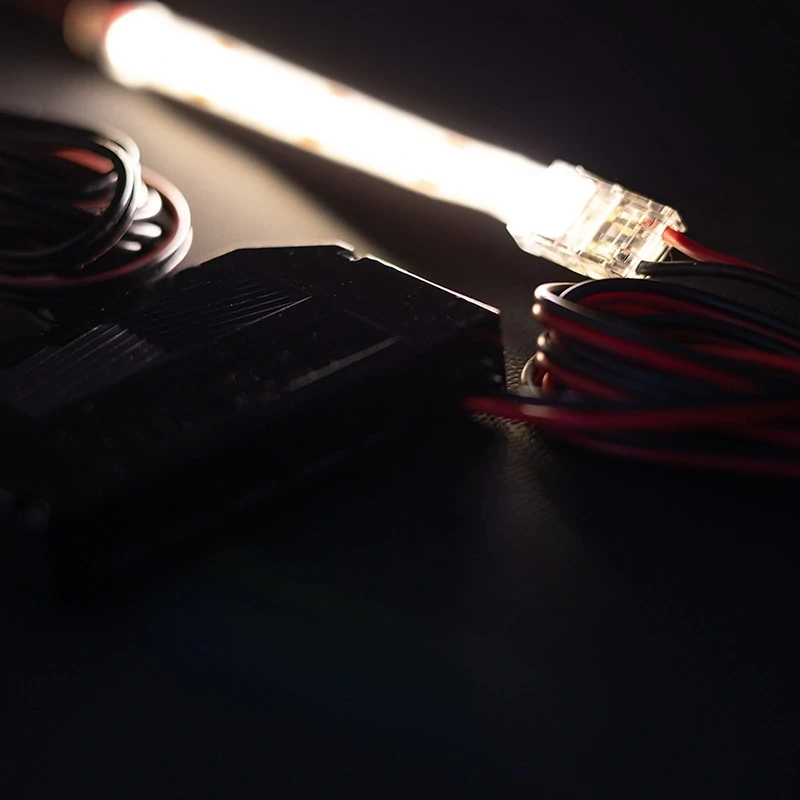 2 pin KONEKTOR pro MONO COB LED pásky, PCB 8mm + konektor JST-M samec + 2m kabel, černý