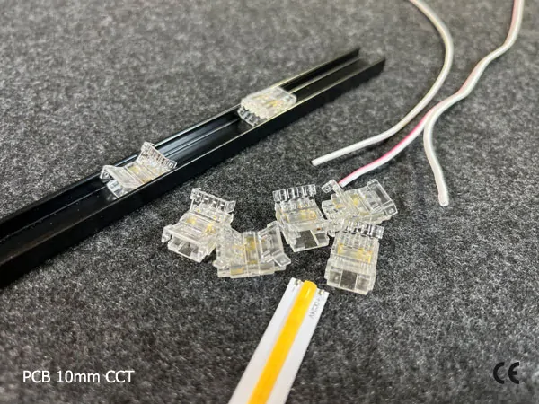 3 pin KONEKTOR pro CCT COB & SMD LED pásky, typ: LED pásek ↔ SVORKA pro přívodní vodič, PCB 10mm