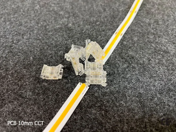 3 pin KONEKTOR pro CCT COB & SMD LED pásky, typ: LED pásek ↔ LED pásek, PCB 10mm